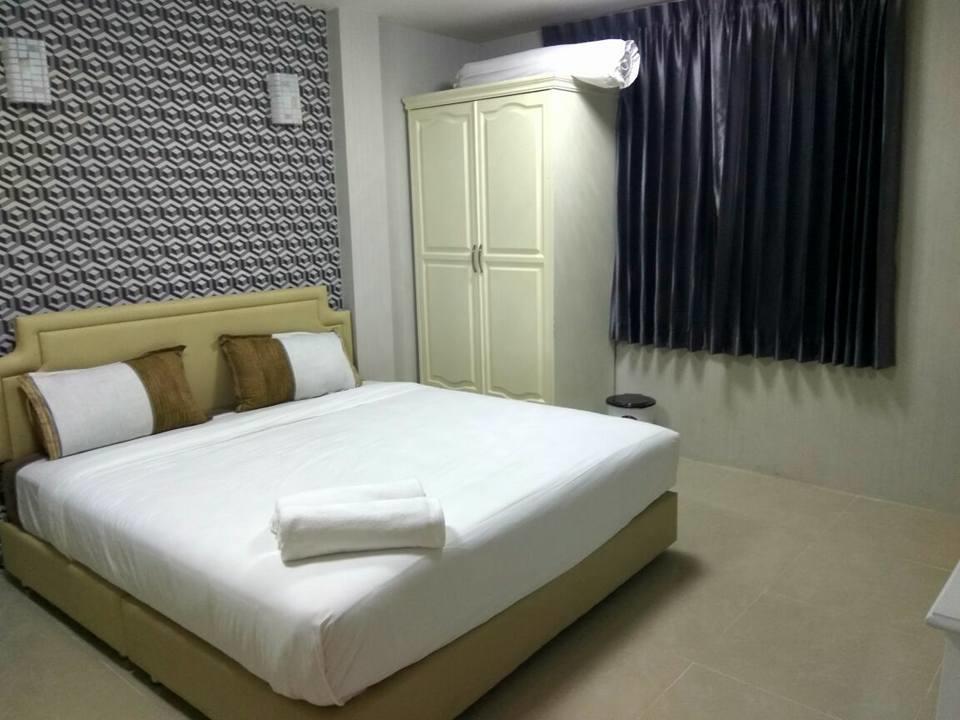 Hotel Hari Om Delhi Darbar Pattaya Exterior foto